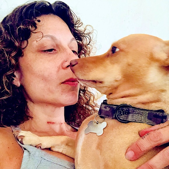 Meet your Posher, Jessica - Picture 1 of 4